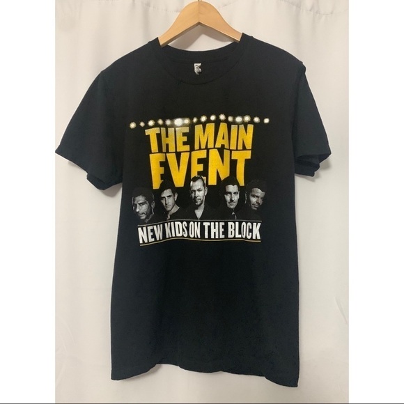 New Kids on the Block NKOTB Concert Tee Size Small - Picture 1 of 5
